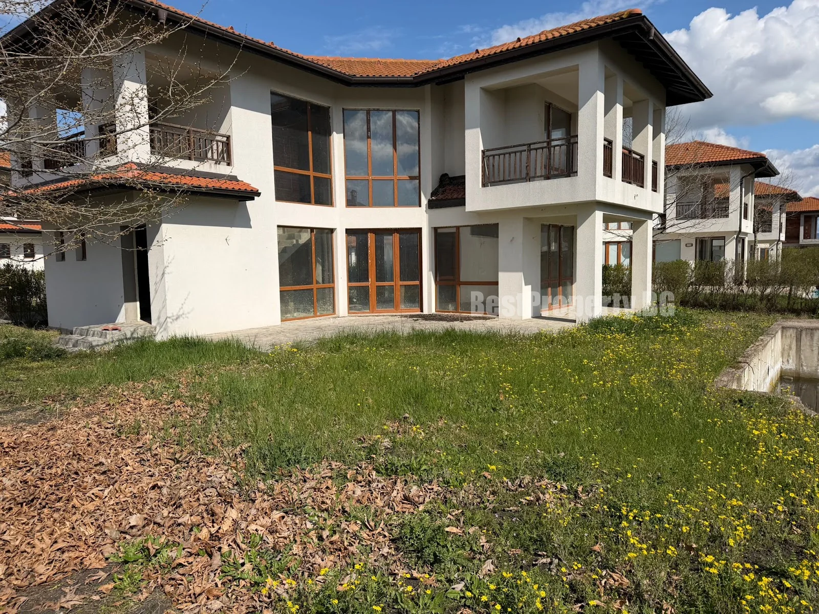 3-bedroom house with private pool to be finished - Floral Meadows 146 m² – Kableshkovo