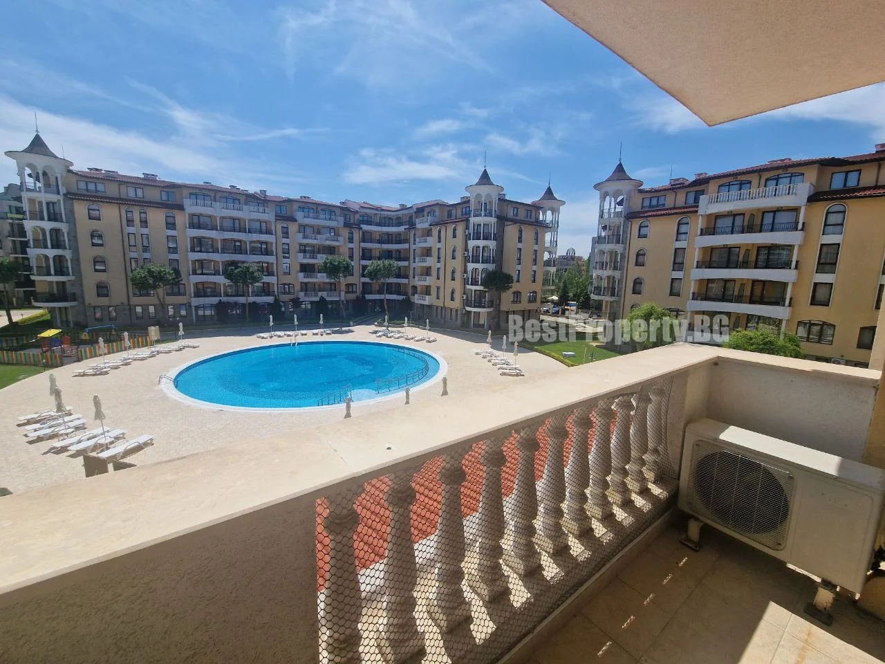 Comfortable 42 m² studio with a view of the swimming pools - Royal Sun – Sunny Beach
