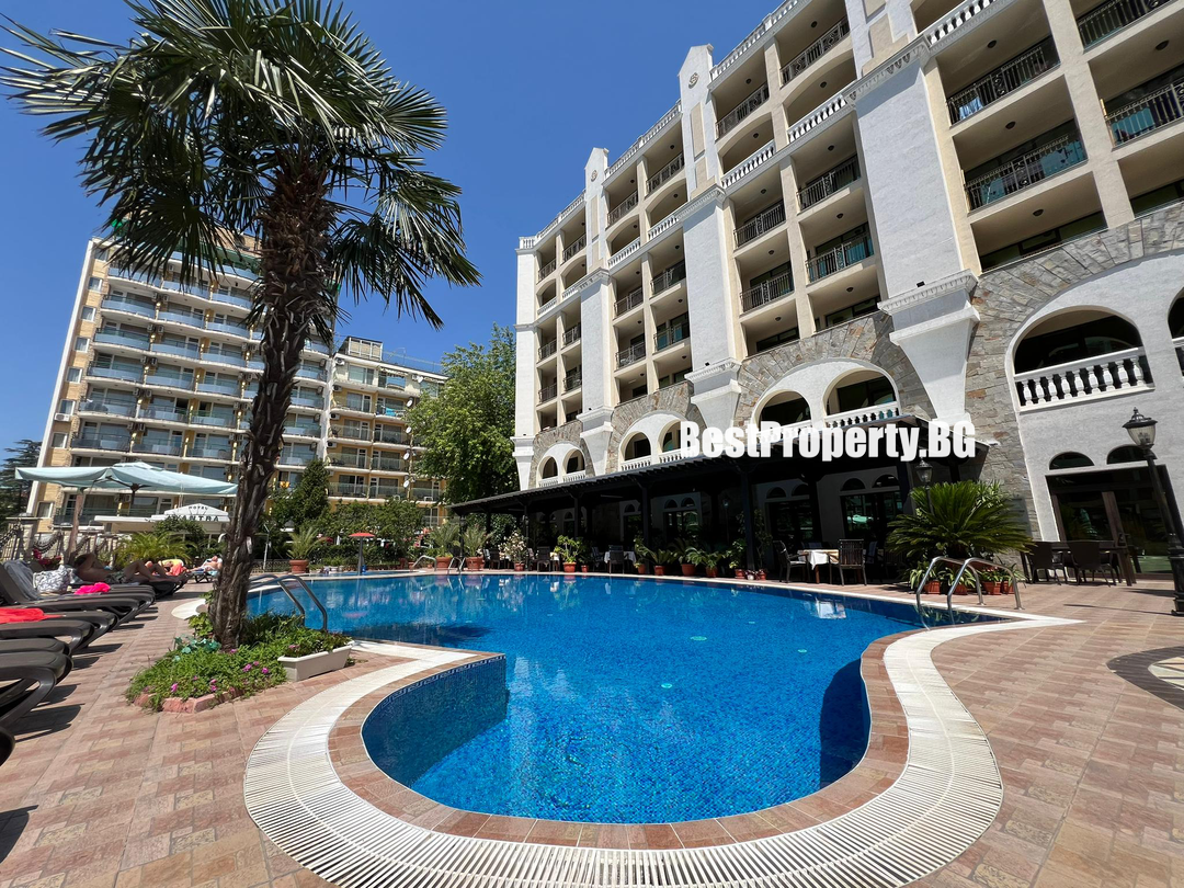 Spacious 83 m² apartment with balcony and side sea view – Babylon – Sunny Beach
