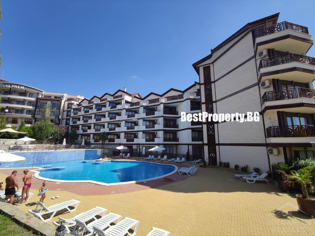 Spacious 90 m² apartment with a huge balcony and sea view – Royal Palm – Sveti Vlas