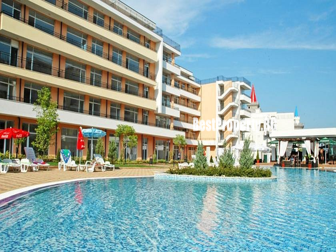 Spacious 78 m² apartment with terrace – Grand Kamelia – Sunny Beach
