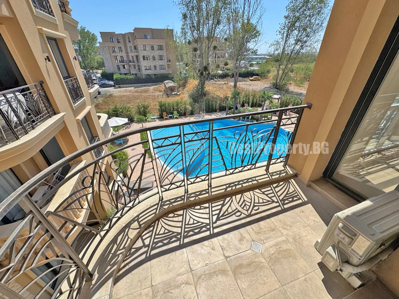 52 m² apartment for your own arrangement with a view of the swimming pool - Aphrodite Green – Sunny Beach