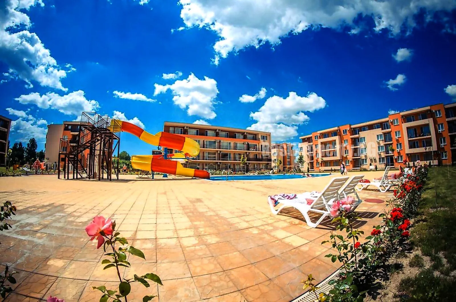 Furnished studio 36 m² with views of greenery and mountains – Holiday Fort Noks, Sunny Beach – Sunny Beach
