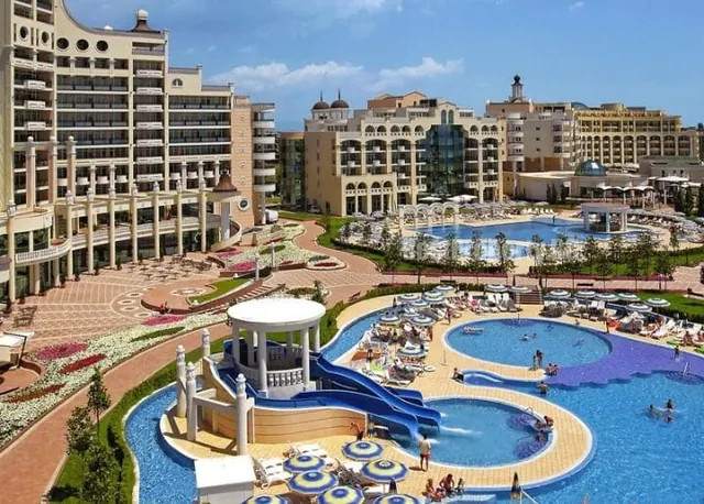 Spacious 1-bedroom apartment 50 m from the beach - Sunset Resort, Pomorie, 72 m² – Pomorie