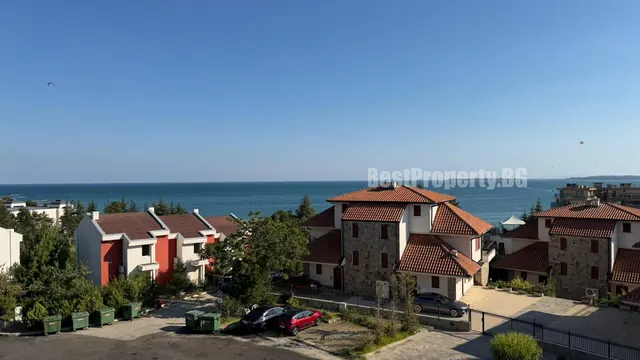 A spacious apartment of 91.23 m² with a frontal sea view - Green Fort Suites – Saint Vlas