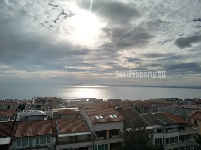 Five-story house with 12 bedrooms and panoramic sea views - Saint Vlas, 636 m² – Saint Vlas