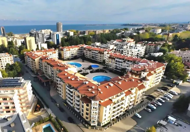 Comfortable studio of 42 m² with a view of the greenery - Royal Sun – Sunny Beach