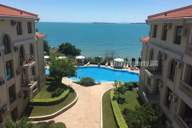 Furnished 57 m² 1 bedroom apartment with sea view – Royal Bay 1, Saint Vlas – Saint Vlas