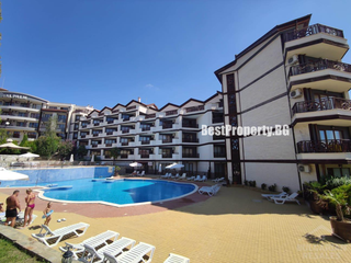 Spacious 90 m² apartment with a huge balcony and sea view – Royal Palm – Sveti Vlas