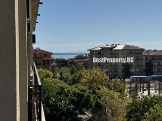 Comfortable 72 m² apartment with side sea view – Luxor – Sveti Vlas