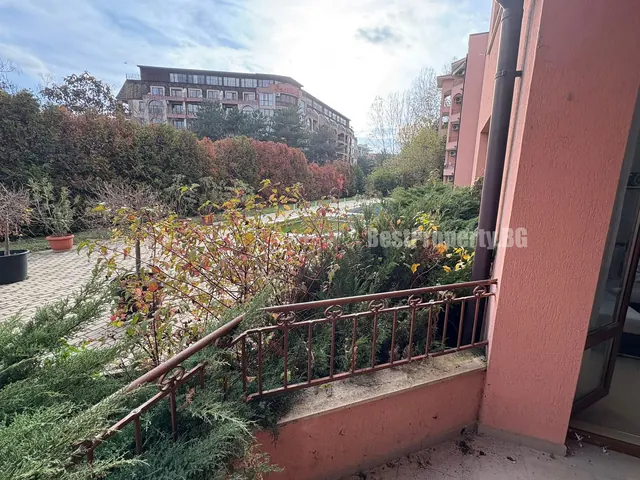 Furnished One-Bedroom Apartment with Pool View - Sun Flower – Sunny Beach