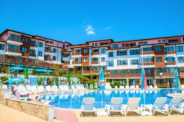Spacious One-Bedroom Apartment with Pool View - Gardenia Hills – Sunny Beach
